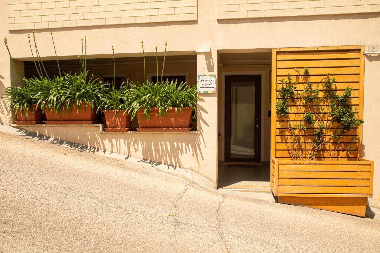 Resilienza Tropical Apartments & Room Porto SantʼElpidio Zewnętrze zdjęcie